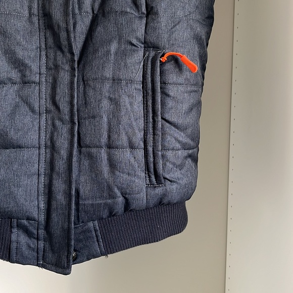 Avenue Sherpa lined hooded puffer vest - Picture 5 of 6